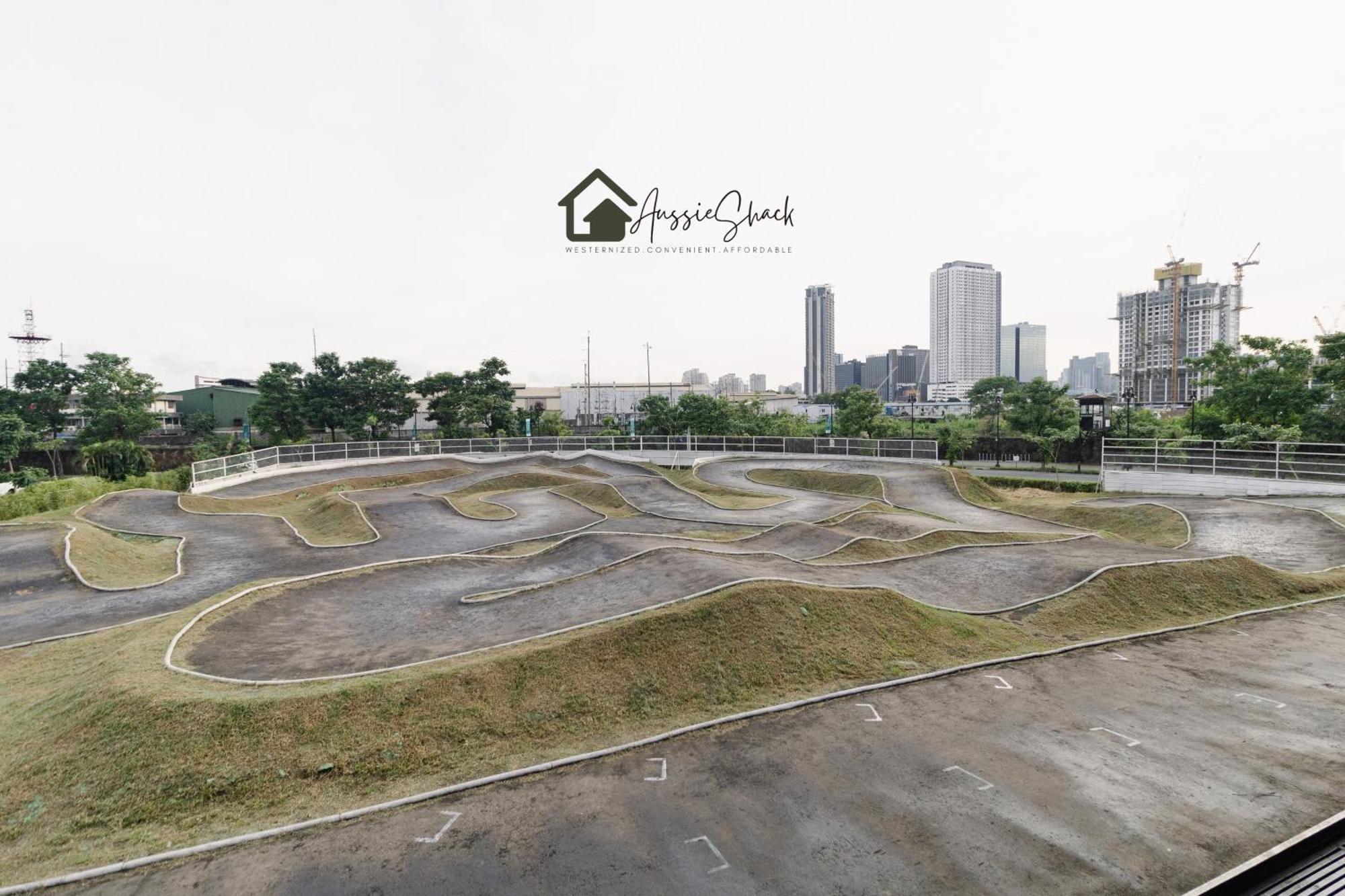 Aussie Shack - 2Br Modern Condo With Skyline View มะนิลา ภายนอก รูปภาพ